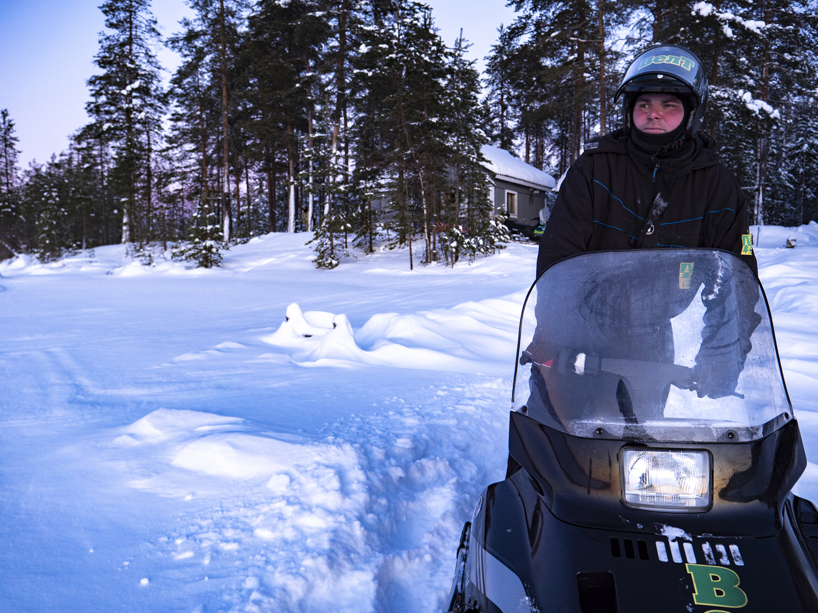 Тур на снегоходах в Карелии зимой - северный прорыв лайт