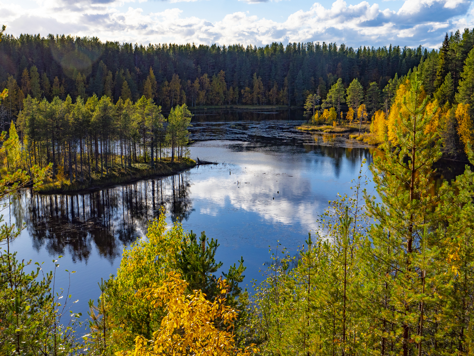 7+ причин отдохнуть осенью в Северной Карелии