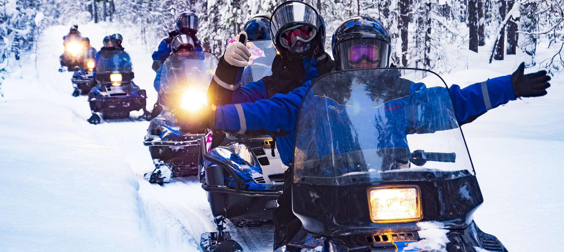 Карелия зимой снегоходы